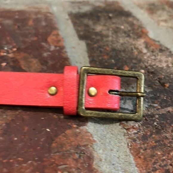 Women’s 3/4” wide coral belt with burnished gold tone and silver tone studs. 36” - Picture 3 of 5